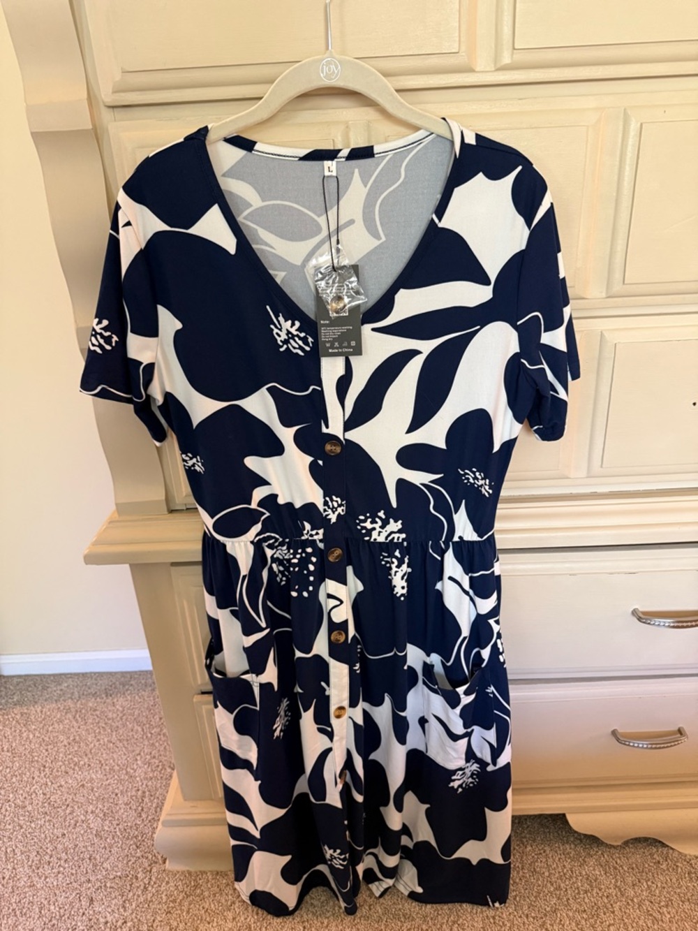Button-Front Navy & White Floral Women’s Tunic